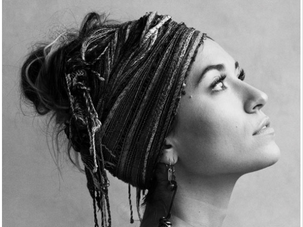 [Music] Lauren Daigle – You Say